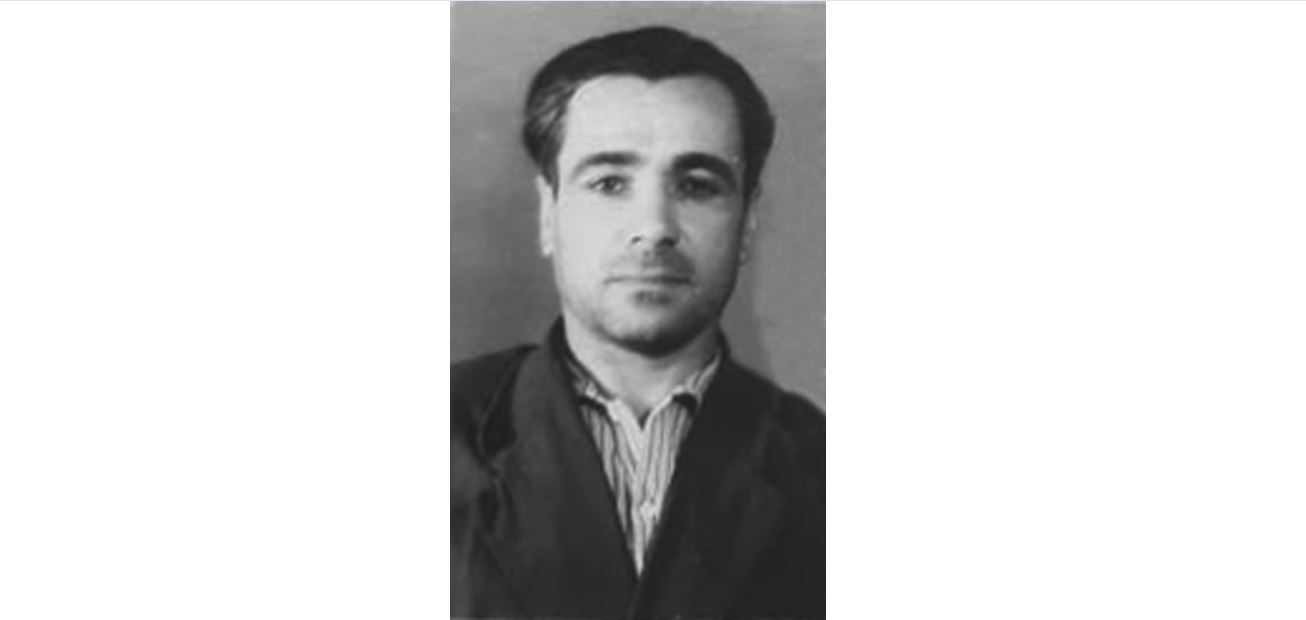 НА ФРОНТ НЕ БУДУЧИ СОВЕРШЕННОЛЕТНИМ