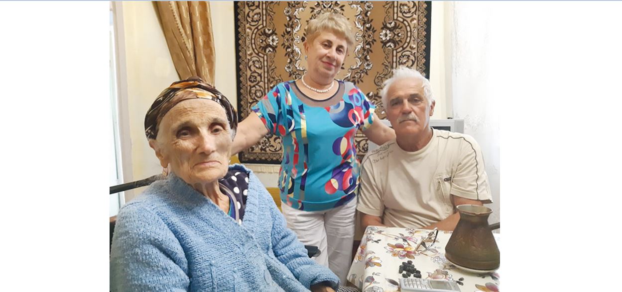 ТО ИЗ ЖИЗНИ ЕЕ, НЕ ИЗ КНИЖКИ