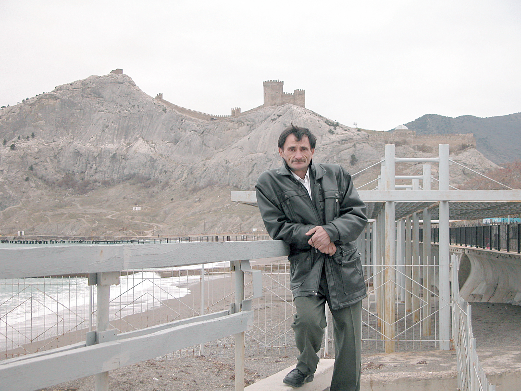 Сервер МУСТАФАЕВ. «Возвращение» сквозь объектив фотокора «Голоса Крыма»